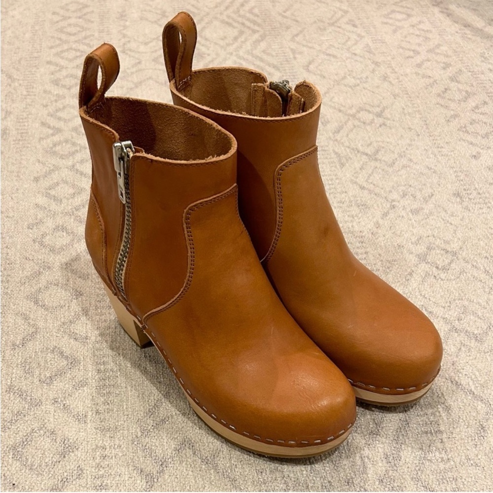 Swedish Hasbeens Zip It Emy Ankle Boot